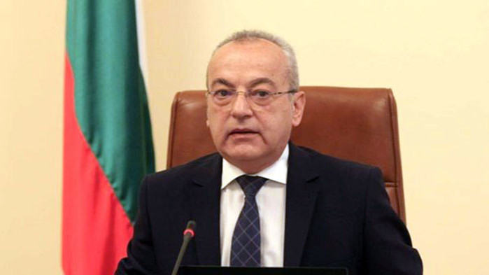 Служебното правителство продължава да води активен диалог с Брюксел във