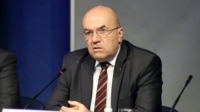 Външният министър към Пендаровски: Македонските българи трябва да получат най-накрая равноправи