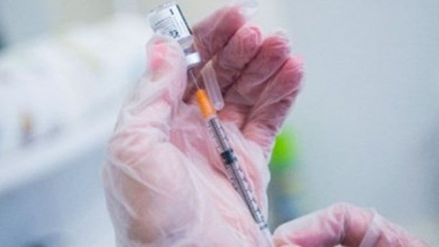 Доклад: Държавите трябва да продължат с ваксините срещу COVID-19