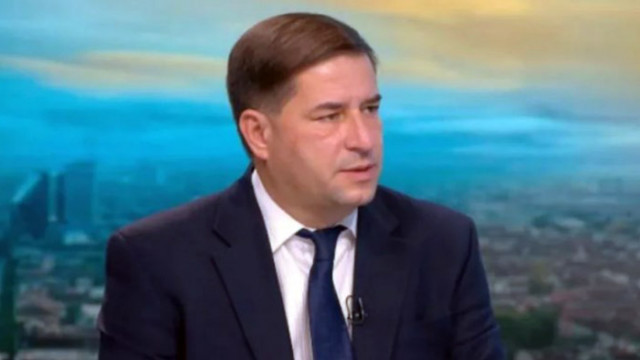 Борислав Цеков пред Tribune: Парламентарната република не търпи еднолични решения