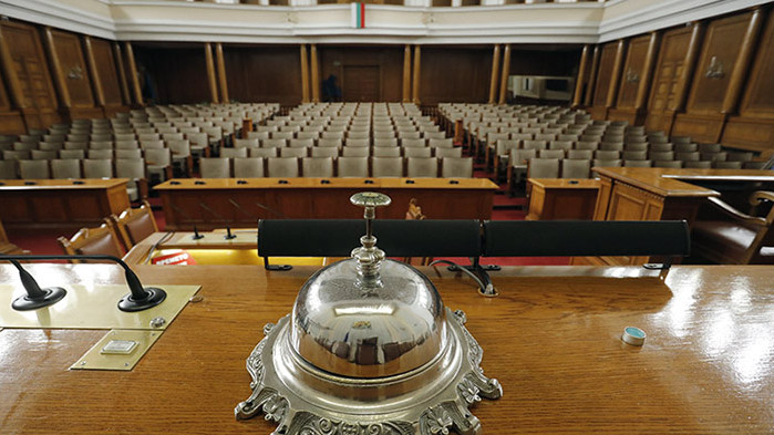 Преди официалното начало на новия парламент: Борисов повтори офертата за кабинет с ПП-ДБ