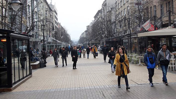 Броят на обявите за работа през март е достигнал 52