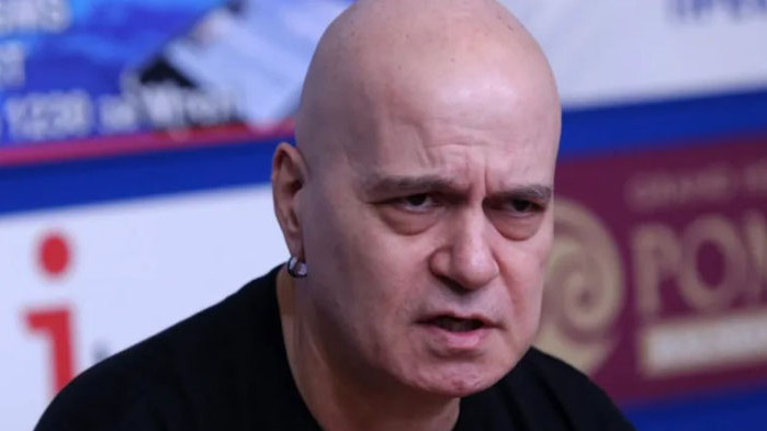 Това, което се случва в Народното събрание е абсолютен фарс.