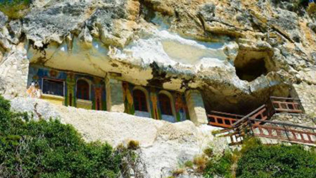 Входът за Аладжа манастир ще бъде свободен на Великден
