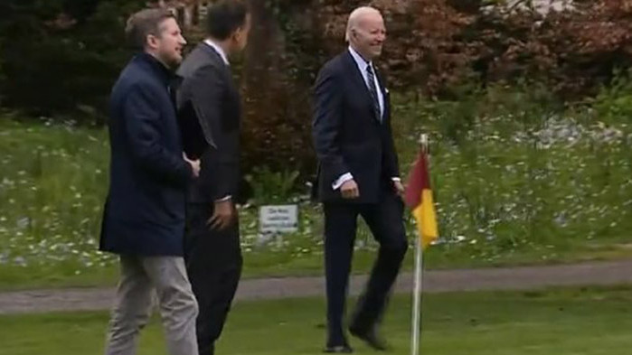 Президентът на САЩ Джо Байдън едва не беше уцелен с