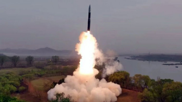 Северна Корея заяви че е изпитала нова междуконтинентална балистична ракета Hwasong 18 съобщи