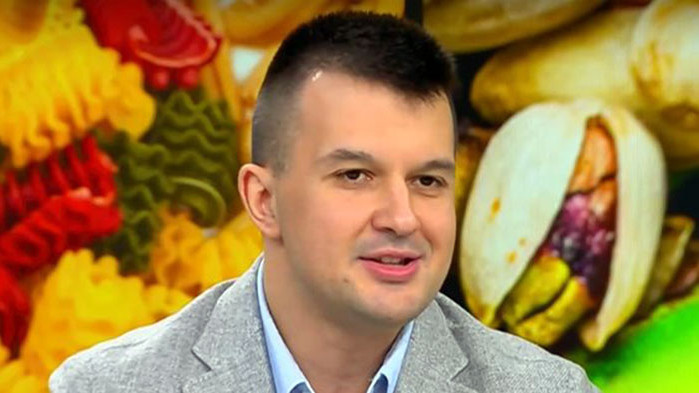 След преяждането с козунаци, курабии и агнешко, как да влезем