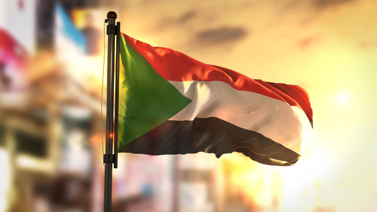 Армията на Судан нанесе въздушни удари по база на паравоенните сили