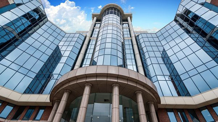 Би Би Си с писма до най-известните си водещи: Помислете за доброволно съкращение