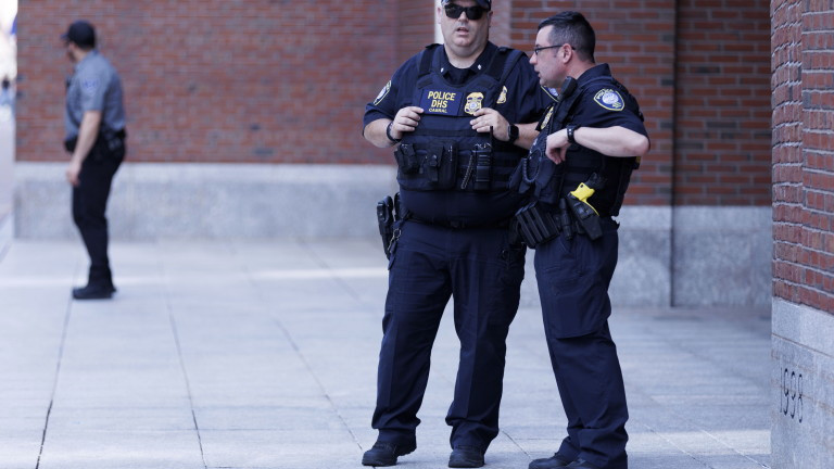 84-годишен бял мъж от Канзас Сити, щата Мисури, е обвинен