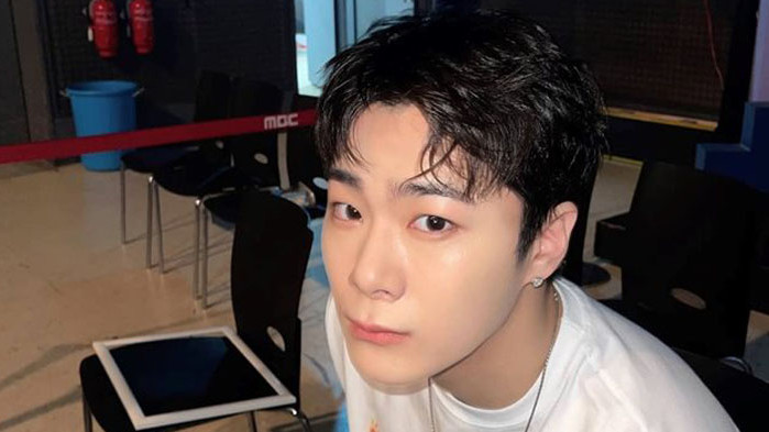 Южнокорейският певец, танцьор, актьор и модел Мунбин от групата Астро