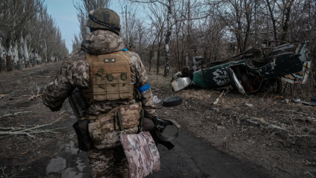 Няколко украински военнослужещи са били обвинени в държавна измяна за предаване на