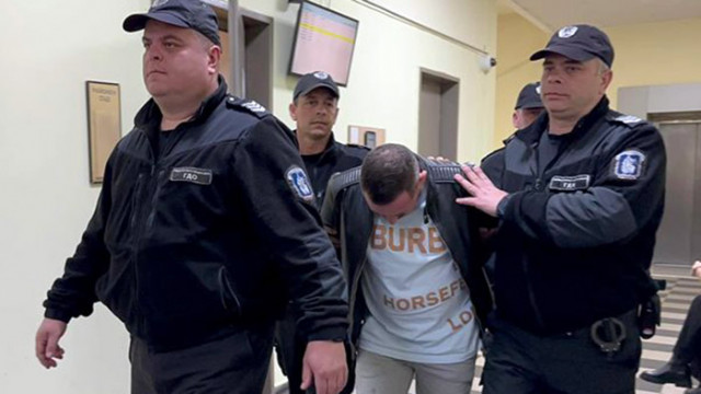 32 годишният управител на стриптийз клуб в Пловдив Аксел Стоичков обвинен