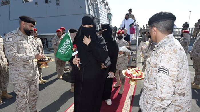 Продължава евакуацията на чуждестранни граждани от Судан. Според Франс Прес