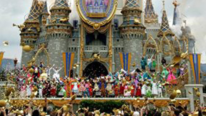 В част от увеселителния парк Дисниленд в Калифорния е възникнал