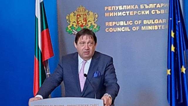 Министър Шишков: Няма избран вариант за АМ „Струма” през Кресненското дефиле