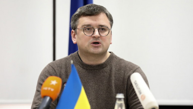 И Кулеба притиска страните от ЕС да ускорят оръжейните доставки за Украйна