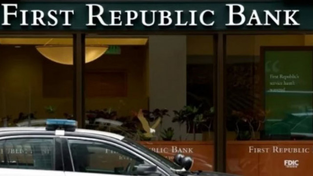 Американската регионална банка First Republic проучва възможността за продажбата на дългосрочни