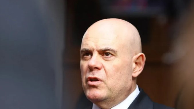 Защо КС „поряза“ Крум Зарков по питането му срещу Иван Гешев?