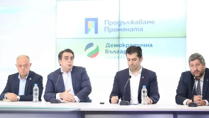 Борис Марков за ПП-ДБ: Никога не е имало такава концентрация на идиоти в една парламентарна група