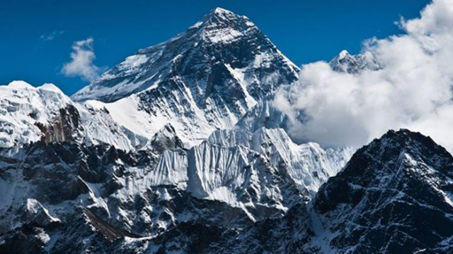 Еверест очаква засилен трафик от алпинисти тази година Властите в