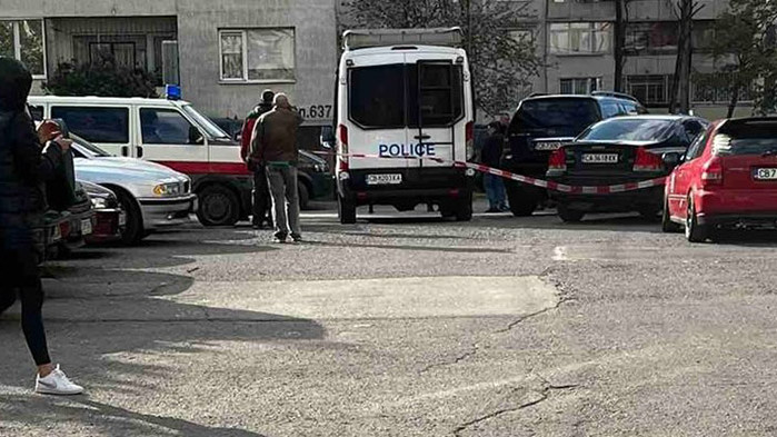 Издирван се барикадира в столичния кв. "Люлин", май е със заложници