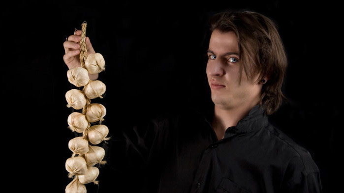 Oт векове баби и майки от всички краища на земята