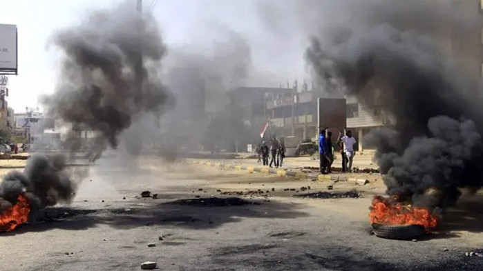 Те са евакуирани в Кипър, където са настанени в хотел