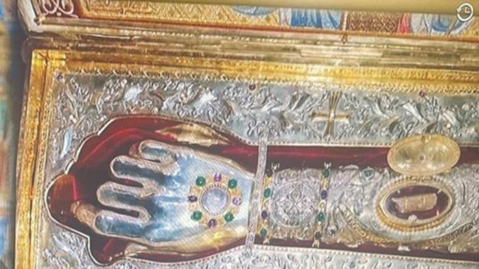 След София частица от мощите на Свети Георги бяха посрещнати