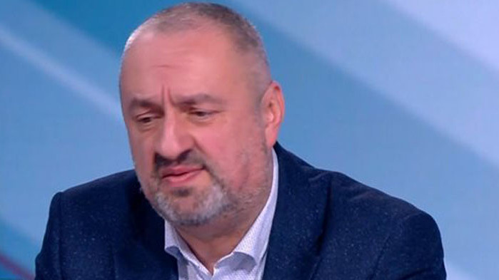 Работи се по всички версии, включително и участието на чужденци