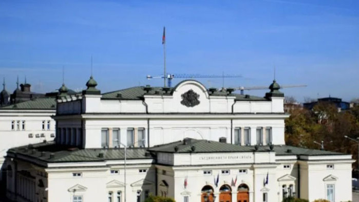 Целта на преговорите – правителство с първия мандат и срок