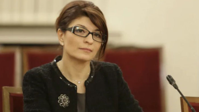 Атанасова: С ДПС не сме водили разговор за конструиране на бъдещо управление