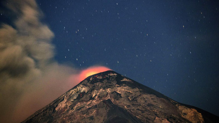 250 души са евакуирани заради изригване на вулкан в Гватемала