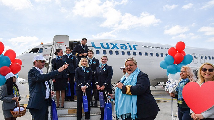 Летище Варна посрещна първия полет за лято 2023 г. с организирани туристи от Люксембург 