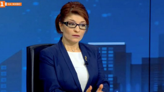 Десислава Атанасова: Продължават усилията България да има редовен кабинет