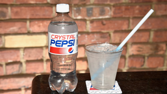 Crystal Pepsi газирана безалкохолна напитка произвеждана от PepsiCo между 1992