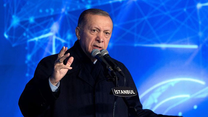  Води ли война“ в киберпространството турският президент Ердоган срещу опонента
