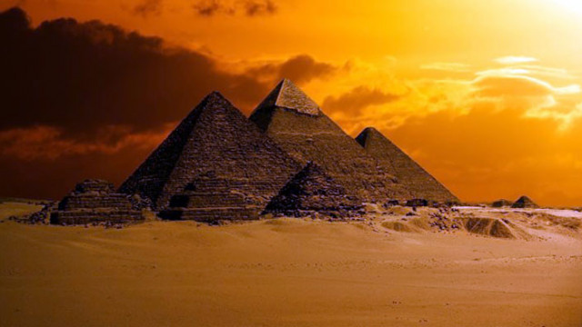 Министърът на туризма и на паметниците на културата на Египет