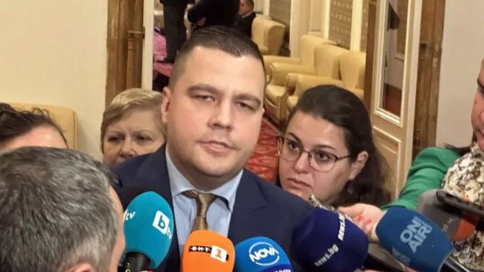 Подкрепата за ГЕРБ минава през разговори с нас, заяви депутатът