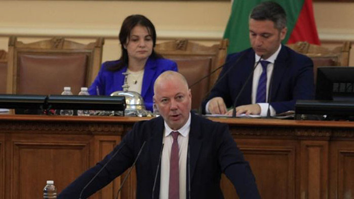 Росен Желязков за оставката на Гешев: Всичко трябва да е подчинено на законите