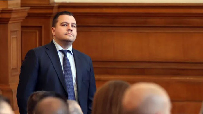 Станислав Балабанов: Парламентът продължава да е заложник на ината на втория