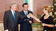 1999 г.: Двойник на Бил Клинтън се качва в София на “Еър Форс 1”