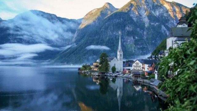 Австрийско градче издигна бариери против любителите на селфита