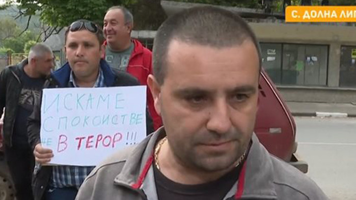 Бивш затворник тормози жителите на цяло село