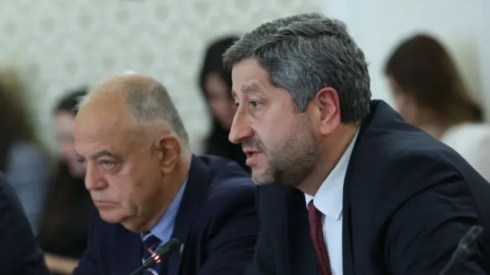 ДБ години размахваха Гешев като стръв, а когато Борисов им поднася всичко на тепсия, увъртат