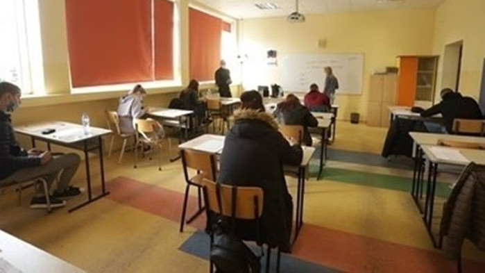 Българските четвъртокласници показват много добри умения за четене според изследване в 57 държави