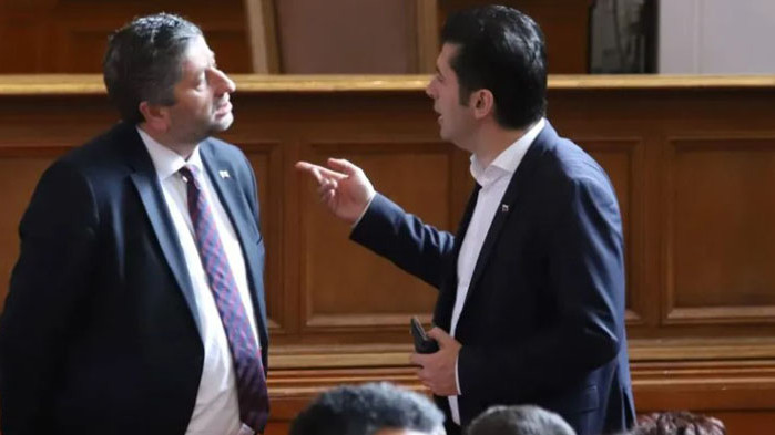 Решението на ПП-ДБ означава разруха в държавата