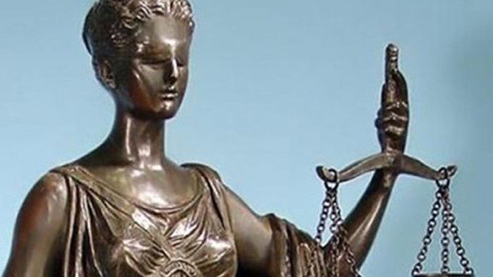 Петима души ще бъдат изправени пред съд в Германия днес