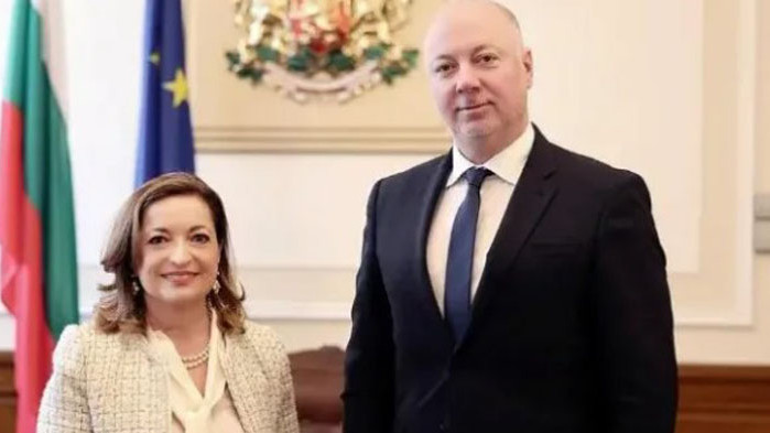 Посланикът на Италия Джузепина Дзара се срещна с председателя на българския парламент Росен Желязков