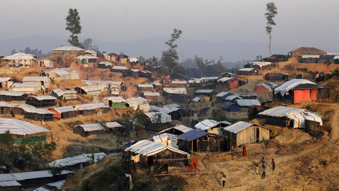 Най-малко 800 000 души в Мианмар се нуждаят от спешна